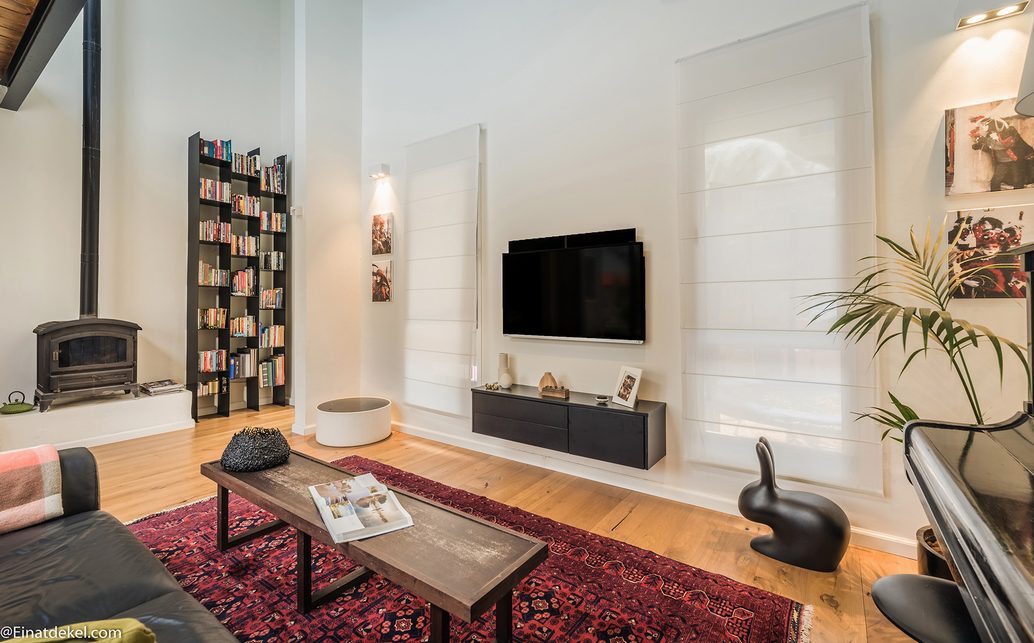 סלון קמין שולחן סלון