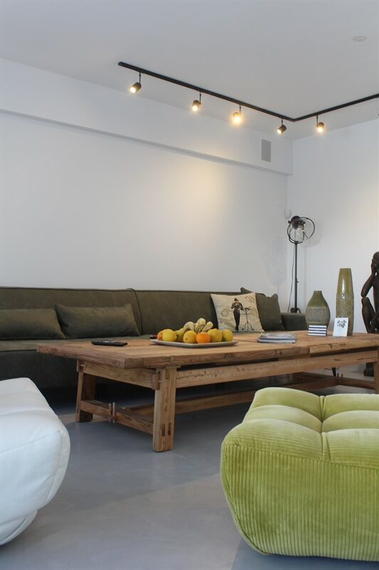 ספת סלון שולחן סלון