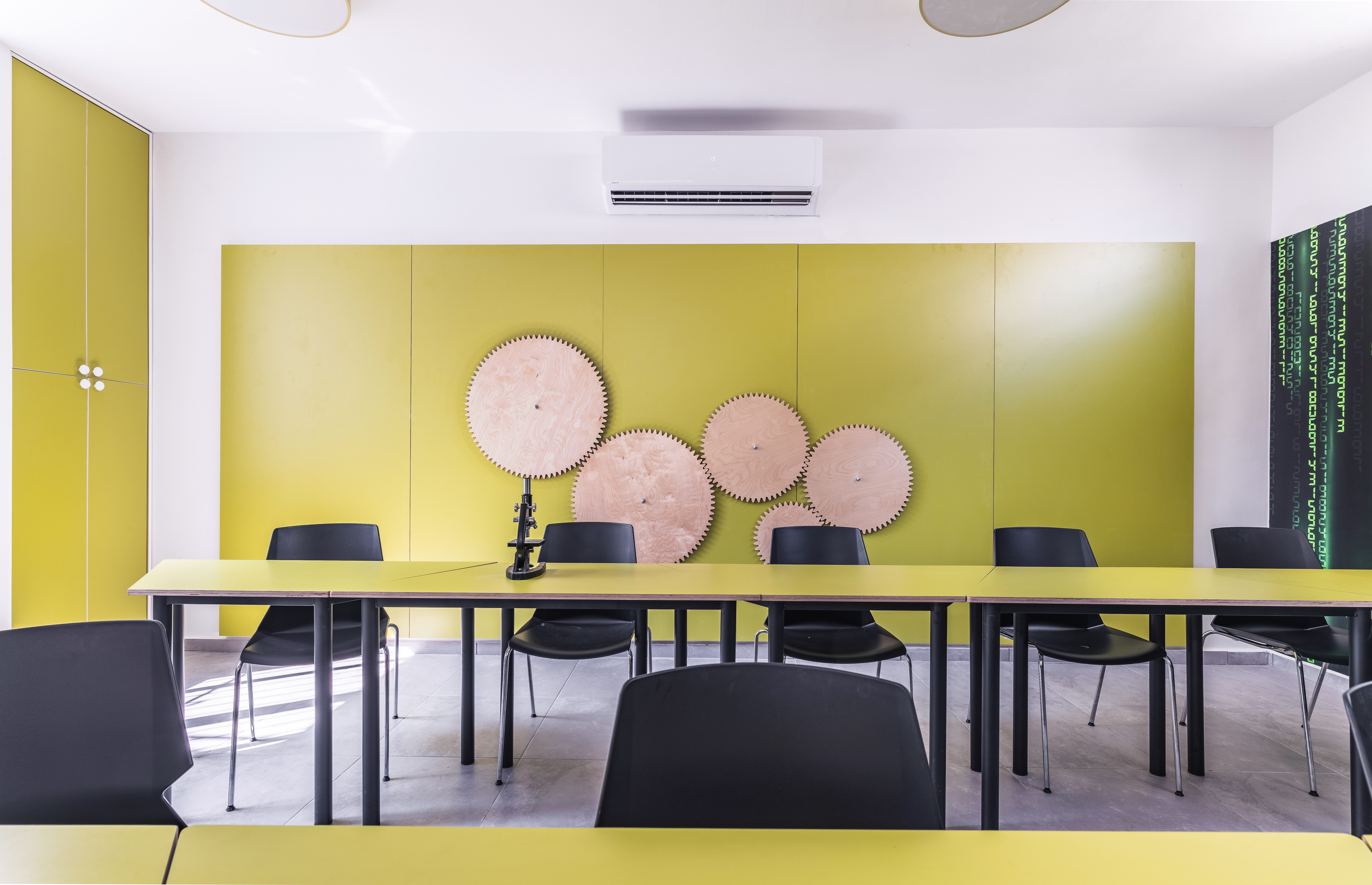 כיתות מדעים ואמנות